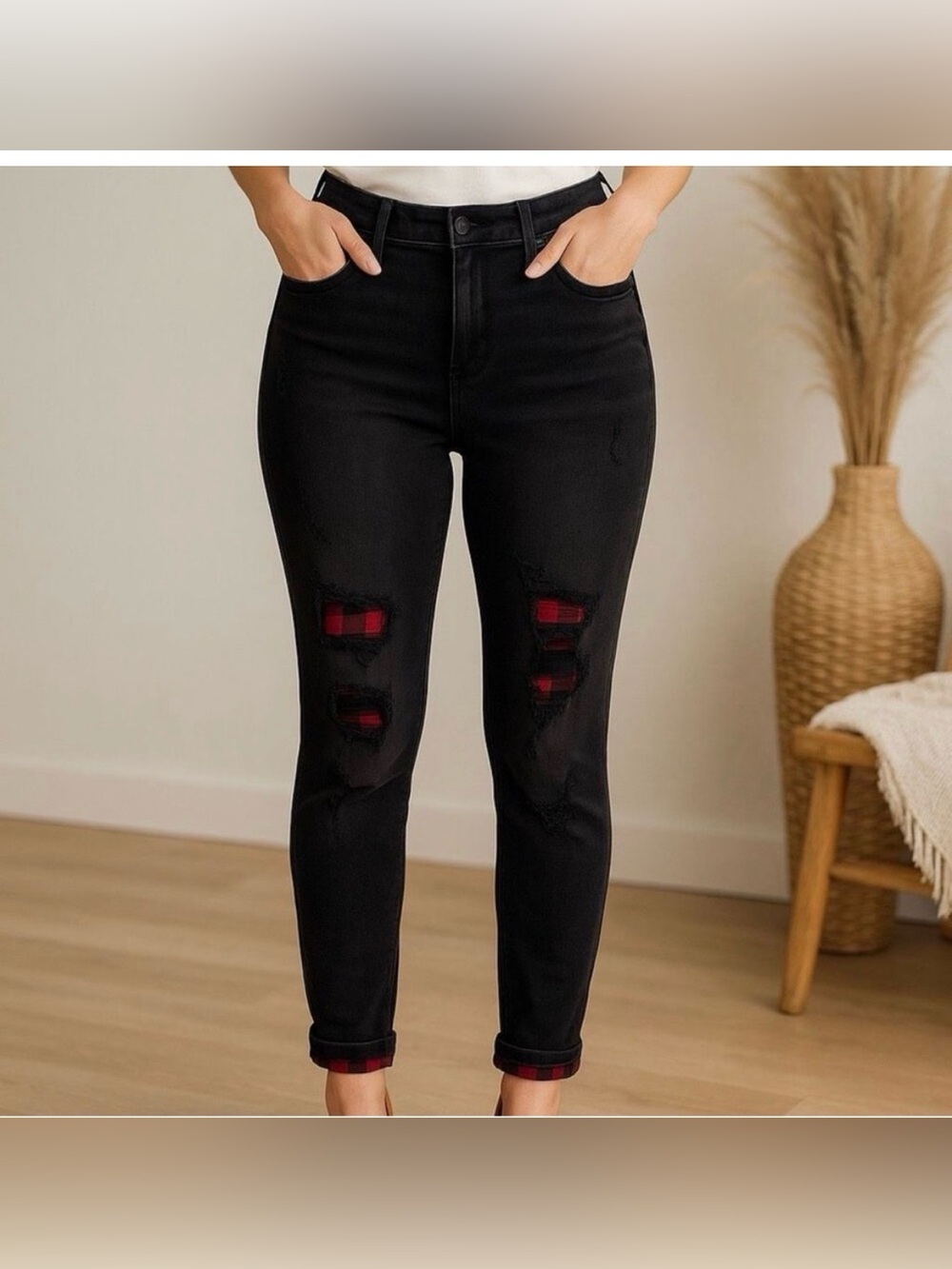 NWT Judy Blue Skinny Fit Buffalo Plaid Patch Black Jeans Size 14W